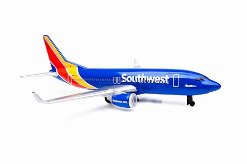 Daron Toy Airplane – Southwest Airlines – Die-Cast Metal Model Airplane Toy with Plastic Parts for Kids Ages 3+
