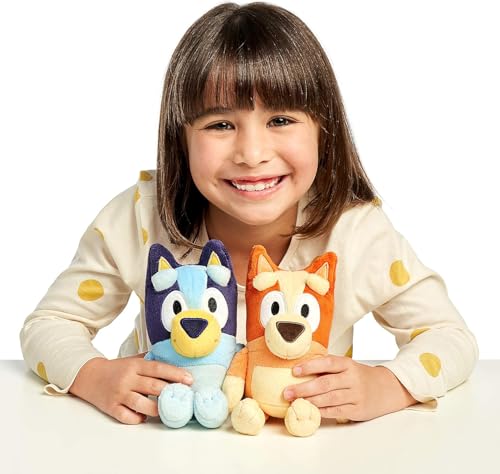 Bluey Bingo Plush Toys Bundle – Exclusive 2-Pack Soft Toys, Deluxe Fabric, Embroidered Detail, Plush Characters for Show Time or Story Time
