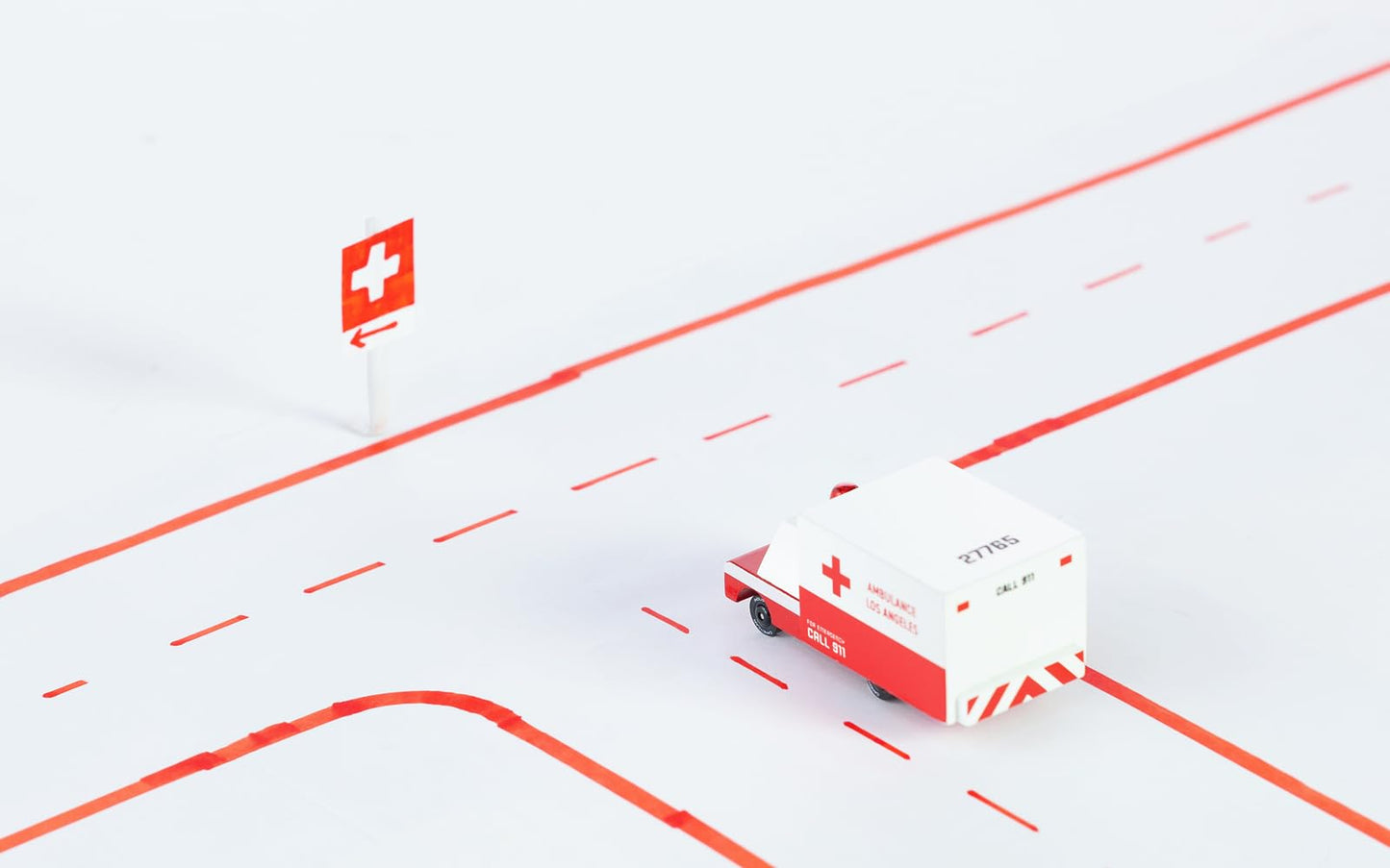 CANDYCAR® Wooden Diecast Collection - Ambulance Van, Premium Handcrafted Beech Wood Toy Car