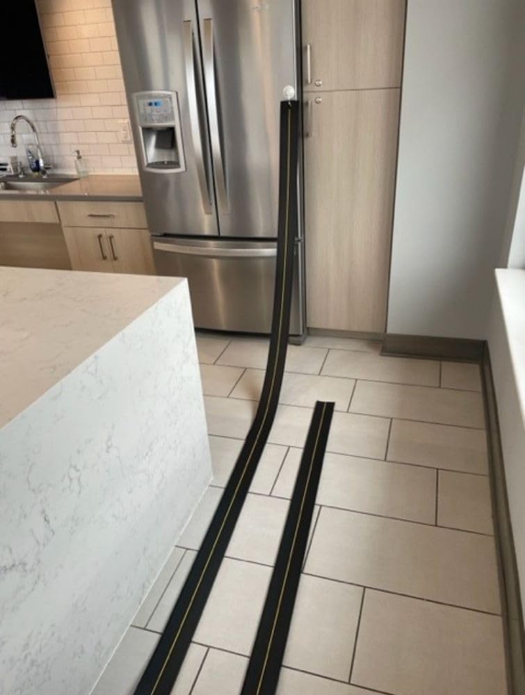 FLXTRACK Flexible Race Car Track Set – 2 Small Cars, Pressure Suction Cups, 2-Lane Slot Track, Zip-Up Bag, 5+ Meters Double-Sided, Montessori Toy