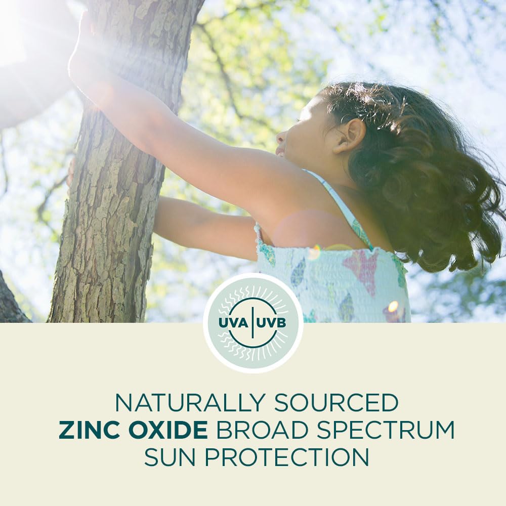 Coppertone Pure and Simple Kids Sunscreen Spray SPF 50, Zinc Oxide Mineral Sunscreen for Sensitive Skin, Hypoallergenic and Tear Free, 5 Oz Can