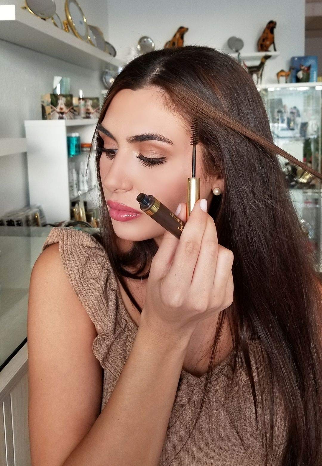 Boyd’s Brush It Away Grey Hair Root Touch Up | Temporary Hair Color Mascara for Women & Men | Quick-Dry, Water-Resistant, Light Brown