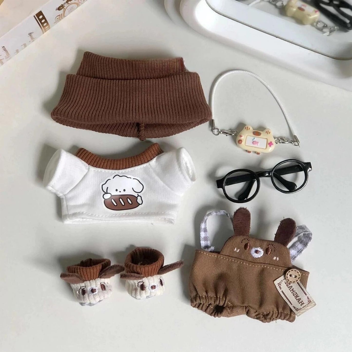 6-Piece 17cm Doll Clothes Set – T-Shirt, Overalls, Hat, Glasses, Camera & Shoes Accessories for 17cm Dolls, No Doll Included