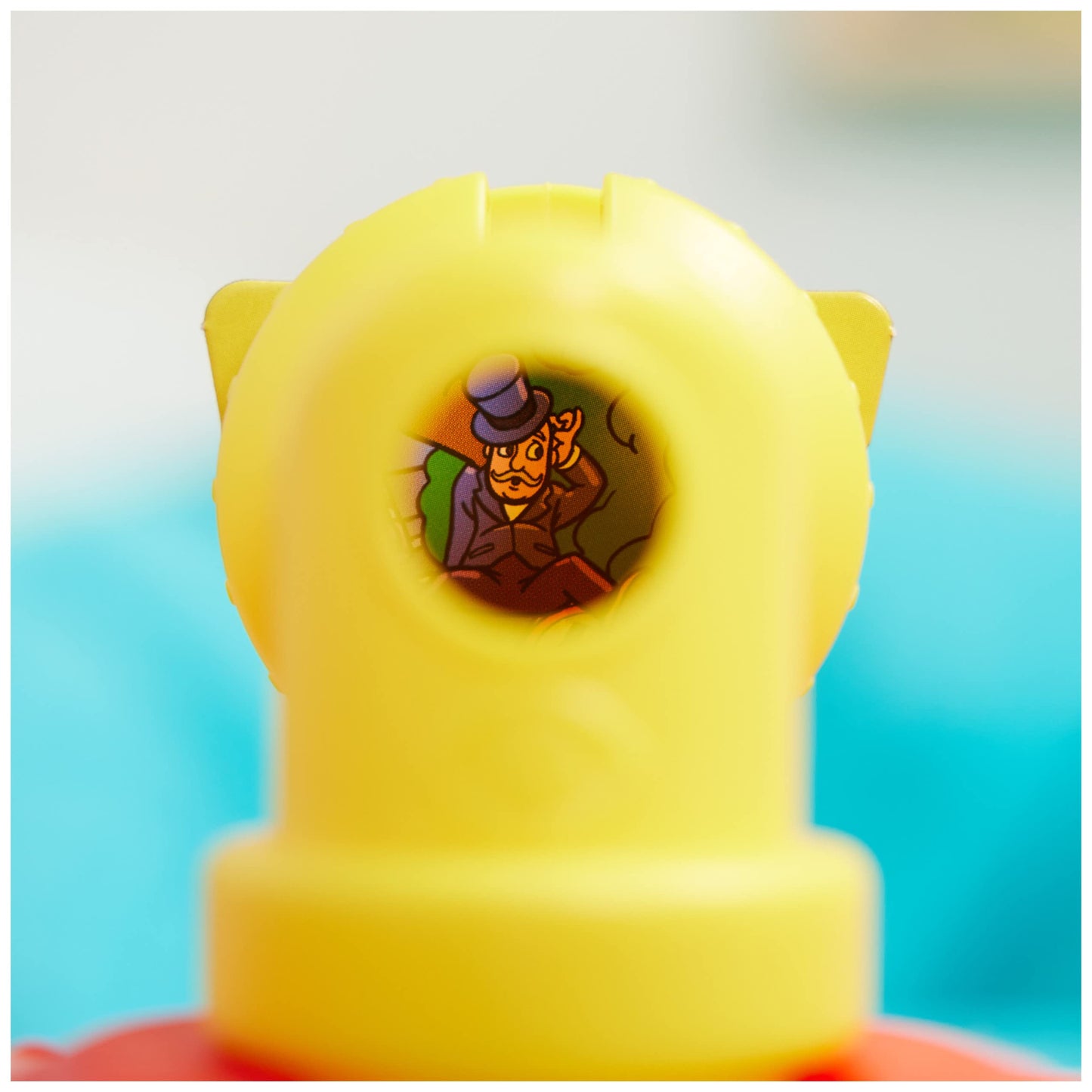 Paw Patrol Lookout Tower Playset with Toy Car Launcher, 2 Chase Action Figures, Chase’s Police Cruiser and Accessories, Kids Toys for Ages 3 and up