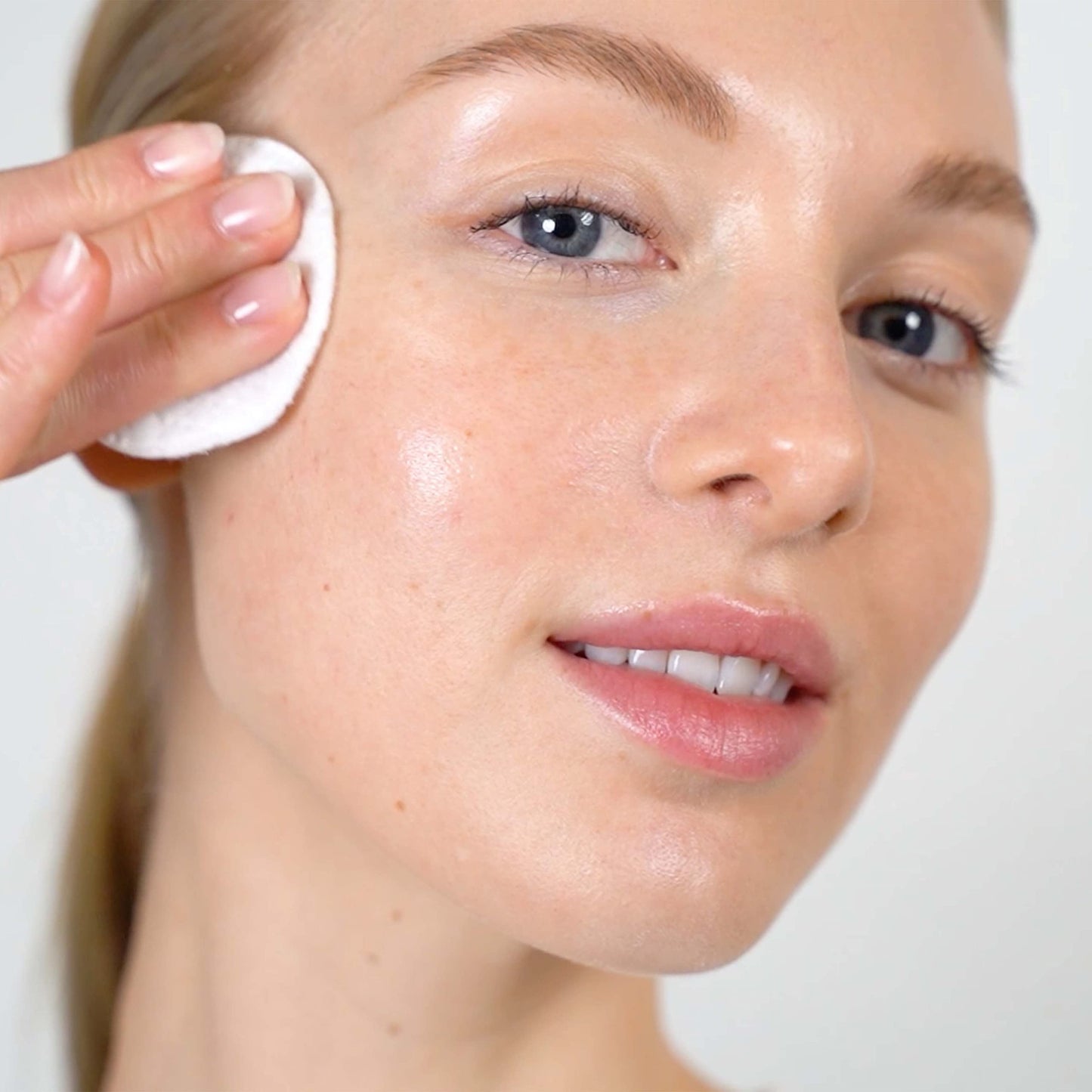 Mario Badescu Witch Hazel & Rosewater Toner, Alcohol-Free, Clarifies & Rejuvenates Skin, All Skin Types, 8 fl. oz