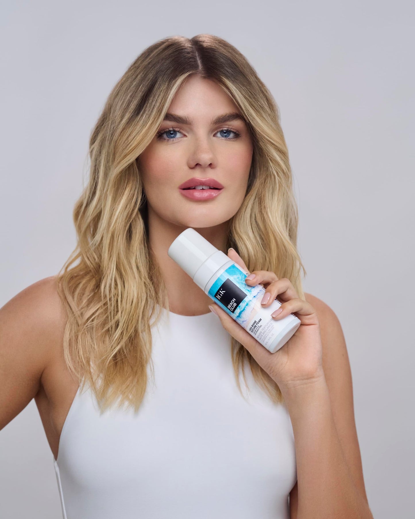 IGK BEACH CLUB High-Shine Texture Foam, 5 Fl Oz