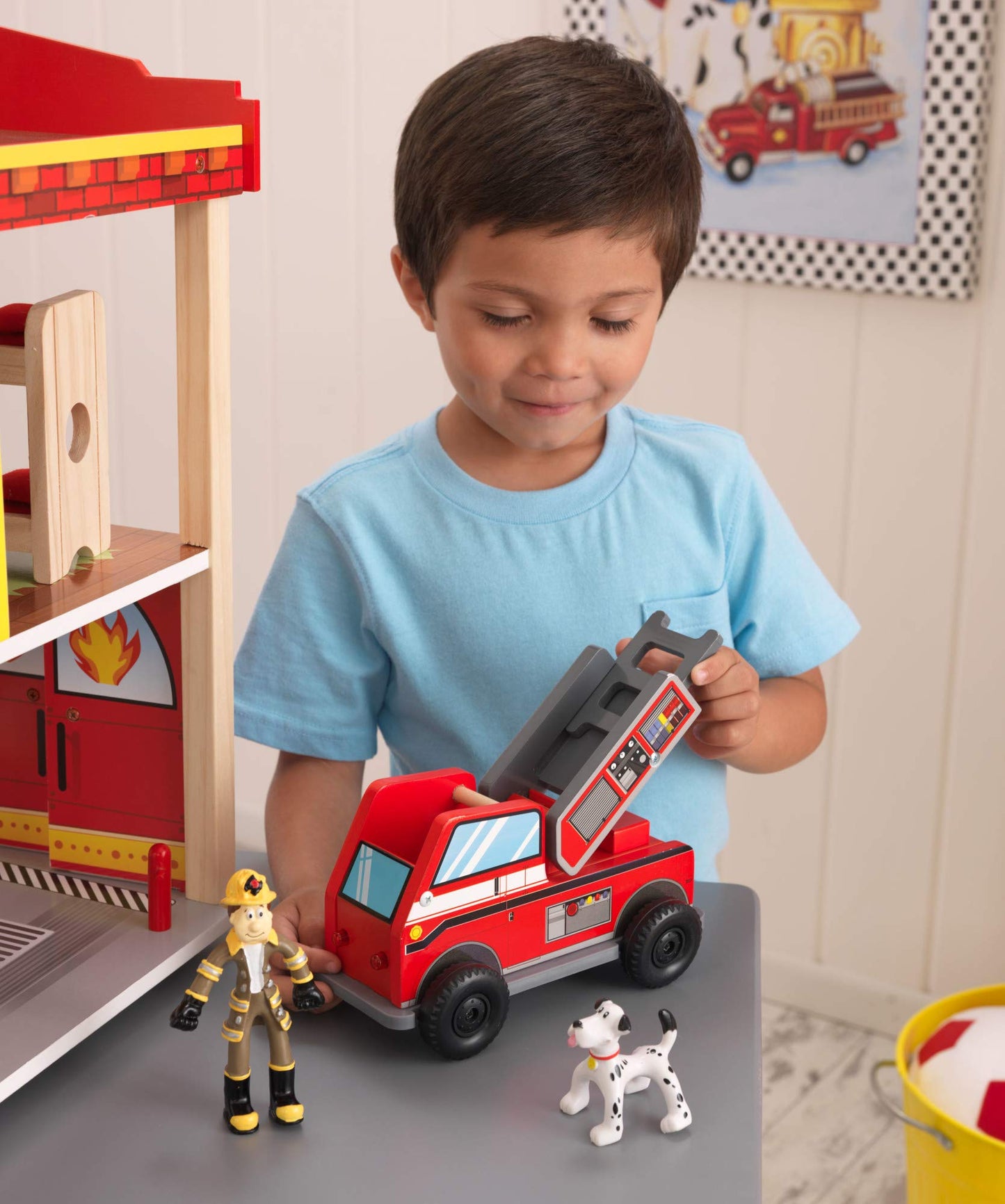 KidKraft Wooden Fire Station Set with 15 Accessories Including Helicopter, Bendable Figures and Dalmatian Dog