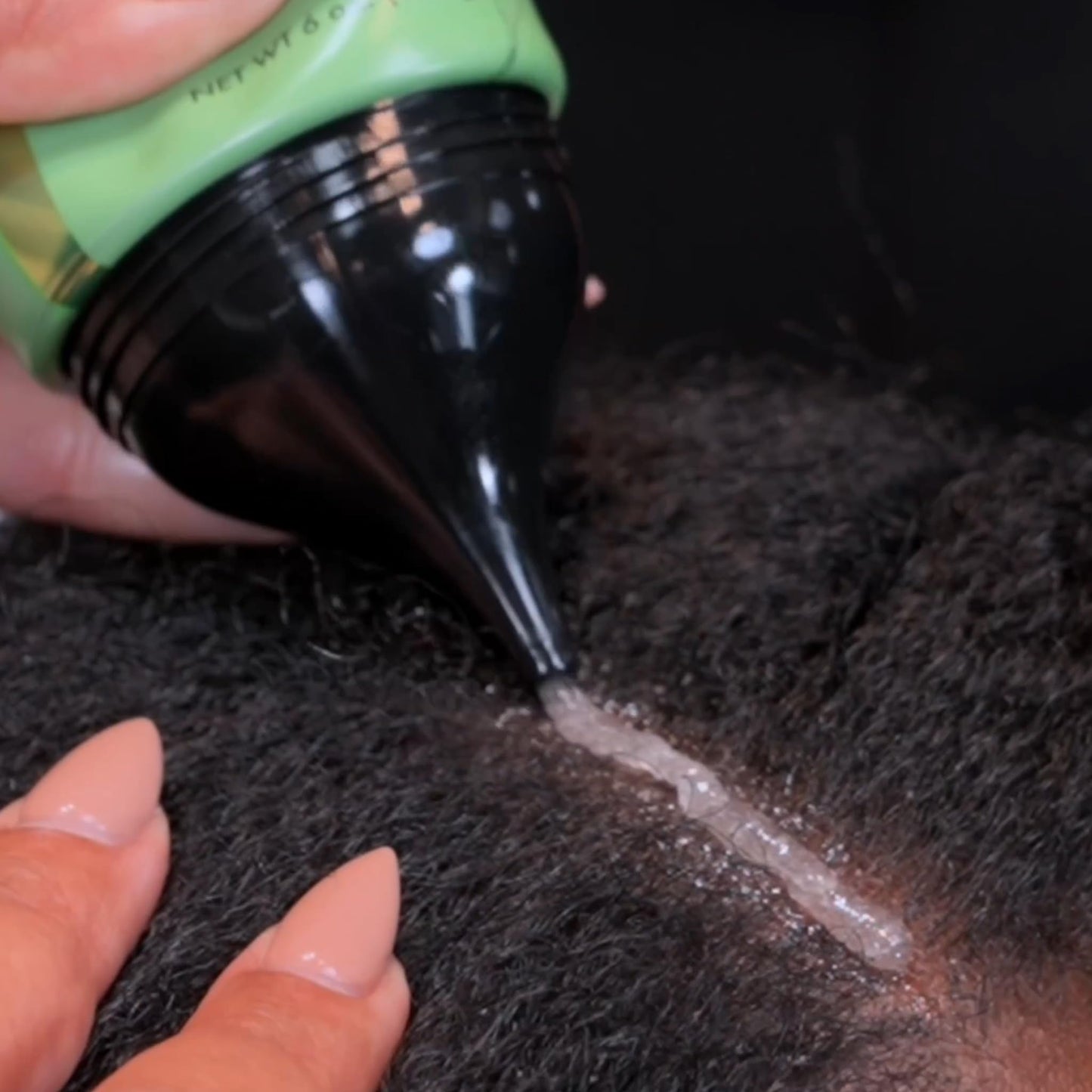 Mielle Organics Rosemary & Mint Sugar Scalp Scrub | Exfoliating Pre-Shampoo Treatment with Biotin | Removes Buildup, Soothes & Moisturizes (6 Fl Oz)