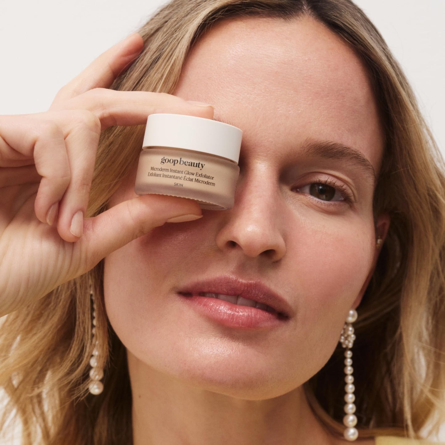 goop Beauty Microderm Exfoliator - Dual Action Scrub with Micro-Exfoliating Minerals & Glycolic Acid to Smooth & Refine Textured Skin, 0.5 fl oz