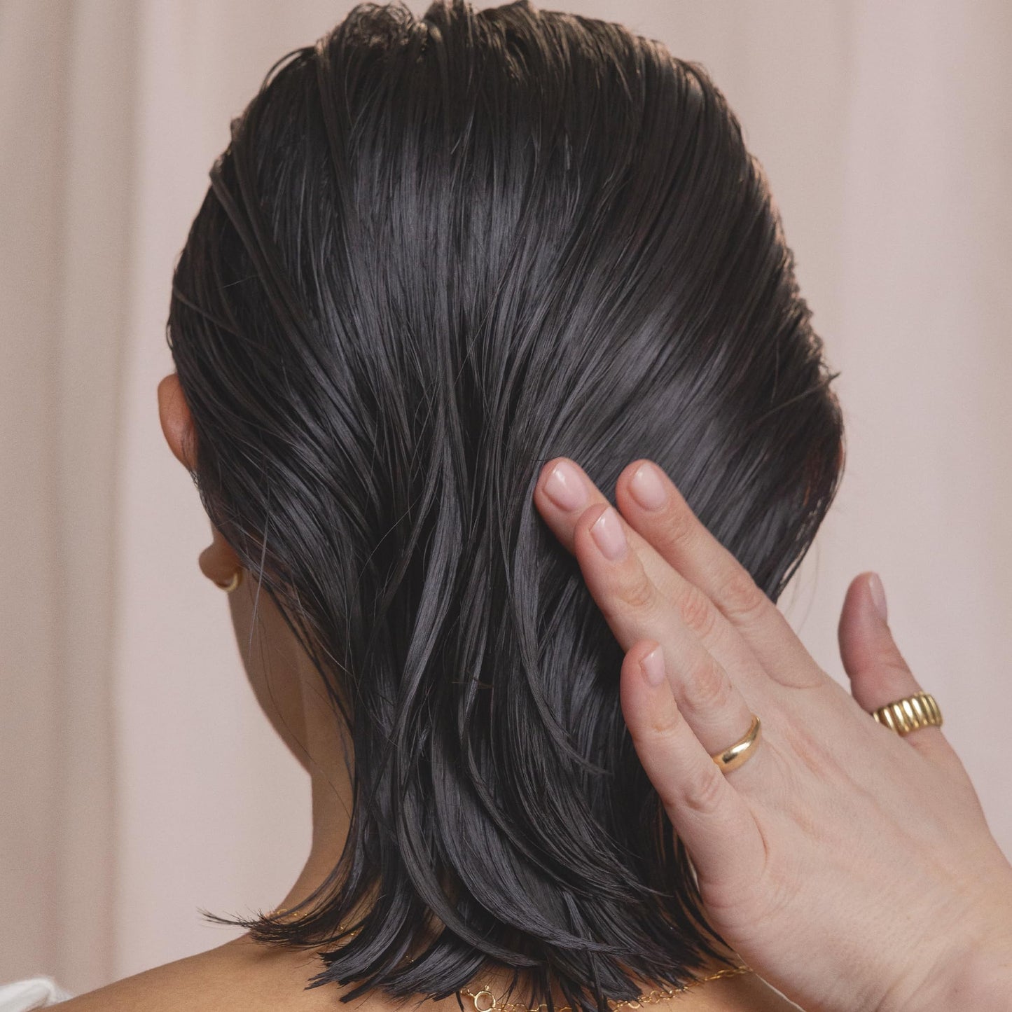 Kristin Ess Weightless Shine Air Dry Cream - Curl Definition, Frizz Control & Light Hold - Smooths Wavy, Curly Hair - Vegan Styling Cream