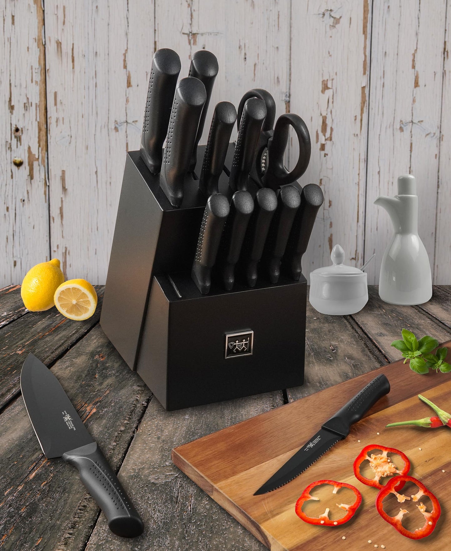 15-Piece Kitchen Knife Set with Block – Self-Sharpening, Dishwasher Safe, Anti-Slip Handles, Includes 6 Steak Knives, Black