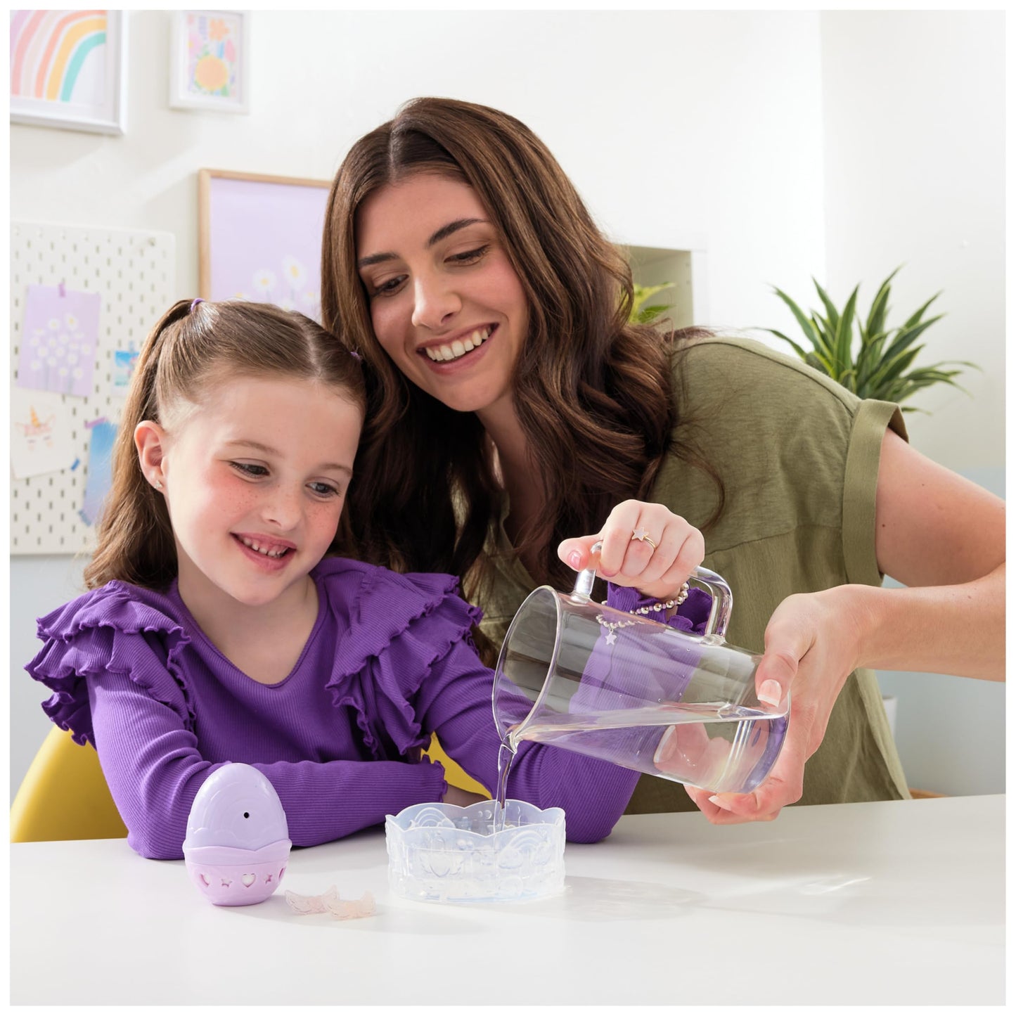 Hatchimals Alive, Rainbow Splash Fizzy Color Surprise Toy, Hatch Twins or Triplets from Color Reveal Egg (Style May Vary), Kids Toys for Girls & Boys