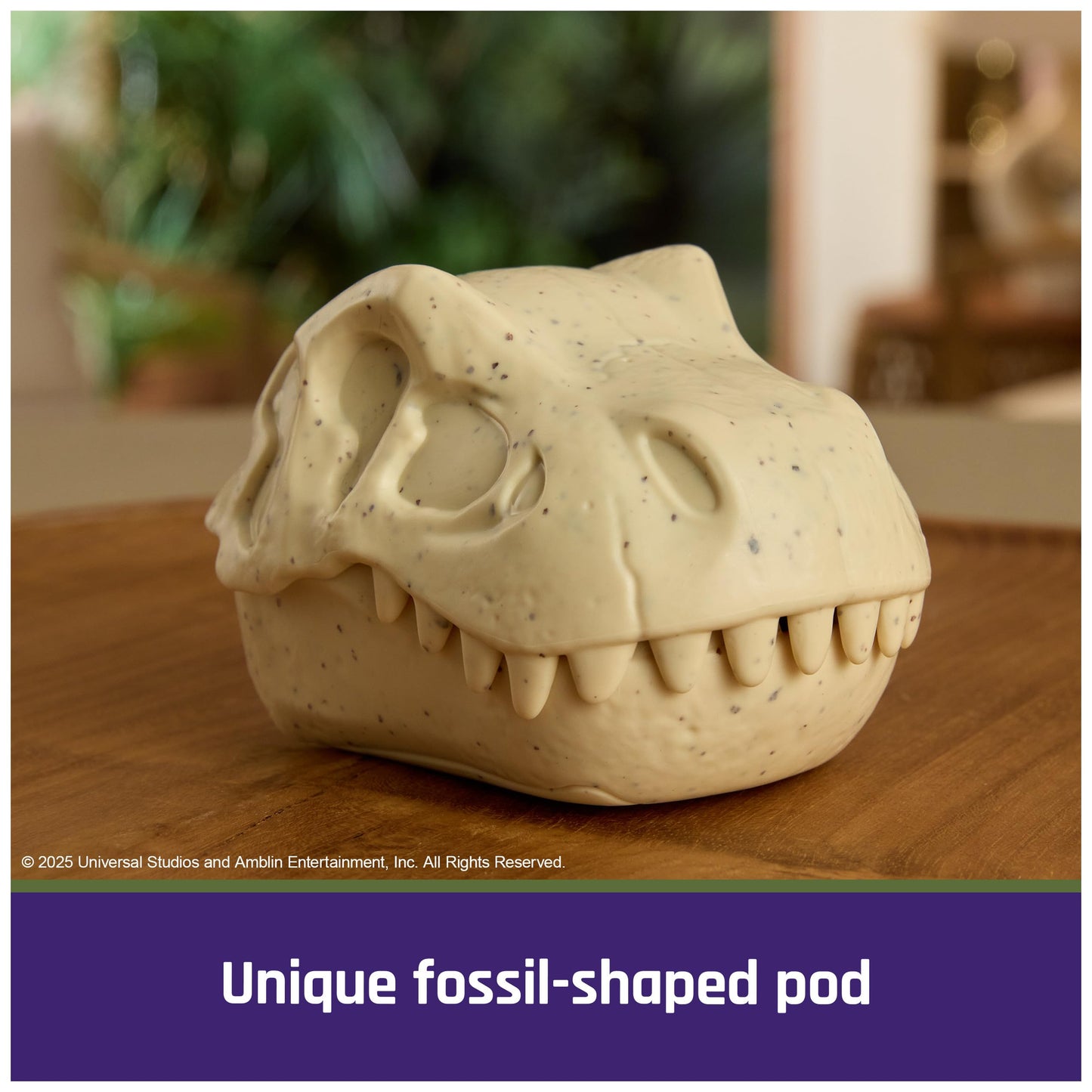 Bitzee, Jurassic World Interactive Dinosaur Toy with 25 Dinosaurs Inside, Reacts to Touch, Pods Connect & Interact, Digital Pet Kids Toys for Ages 5 and up