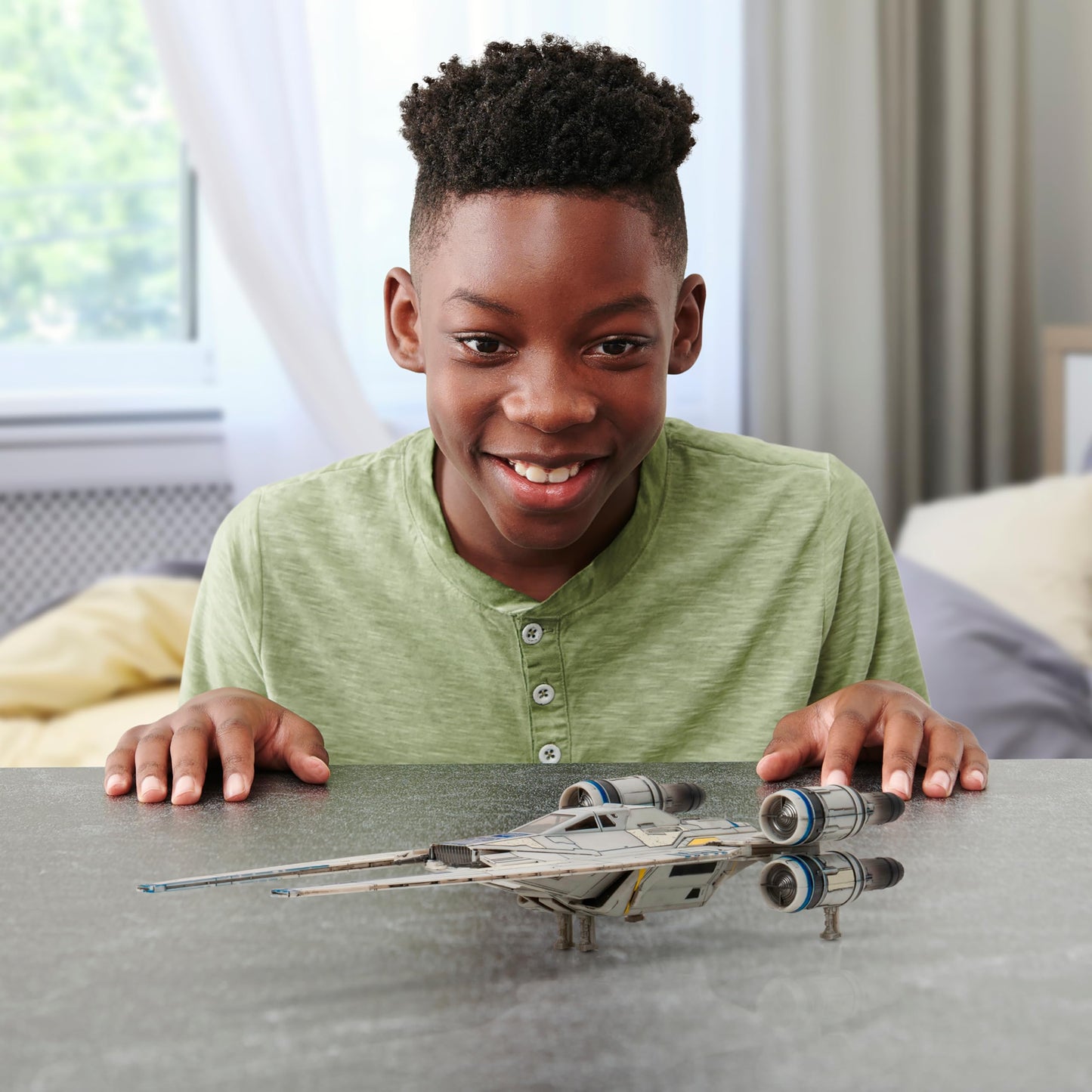 Jazwares Star Wars Micro Galaxy Squadron U-Wing Starfighter, 12" Vehicle with Foldout Wings, Troop Bay, Sniper Gun & 3 Micro Figures