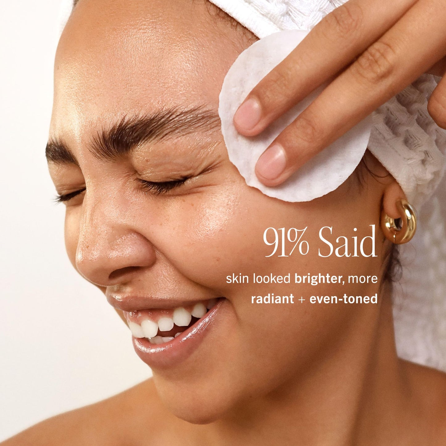 First Aid Beauty Facial Radiance Pads with Glycolic & Lactic Acids, Daily AHA Exfoliating Pads, Brighten Skin & Minimize Pores, 60 Count