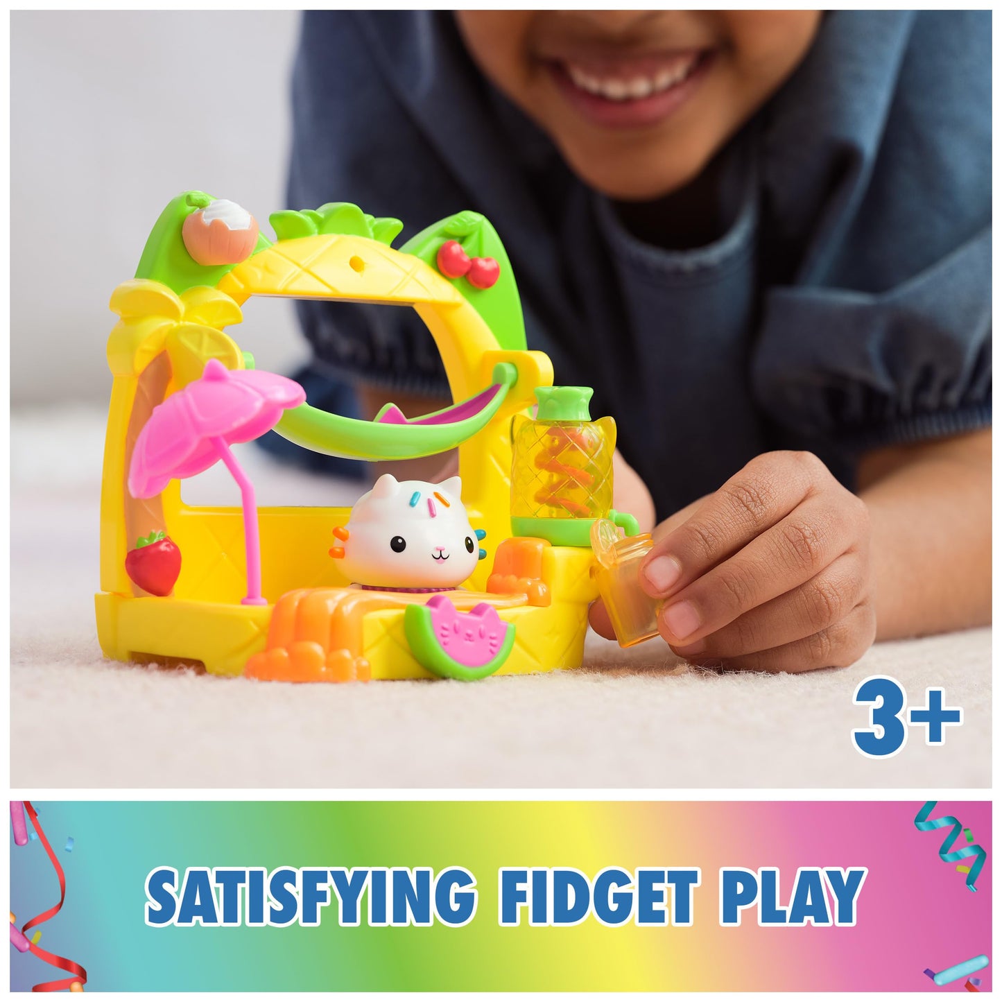 Gabby’s Dollhouse, Cakey’s Fruit Smoothie Balcony Playset, 8-Pcs with Toy Figures, Dollhouse Accessories & Sensory Play, Kids Toys for Girls & Boys 3+