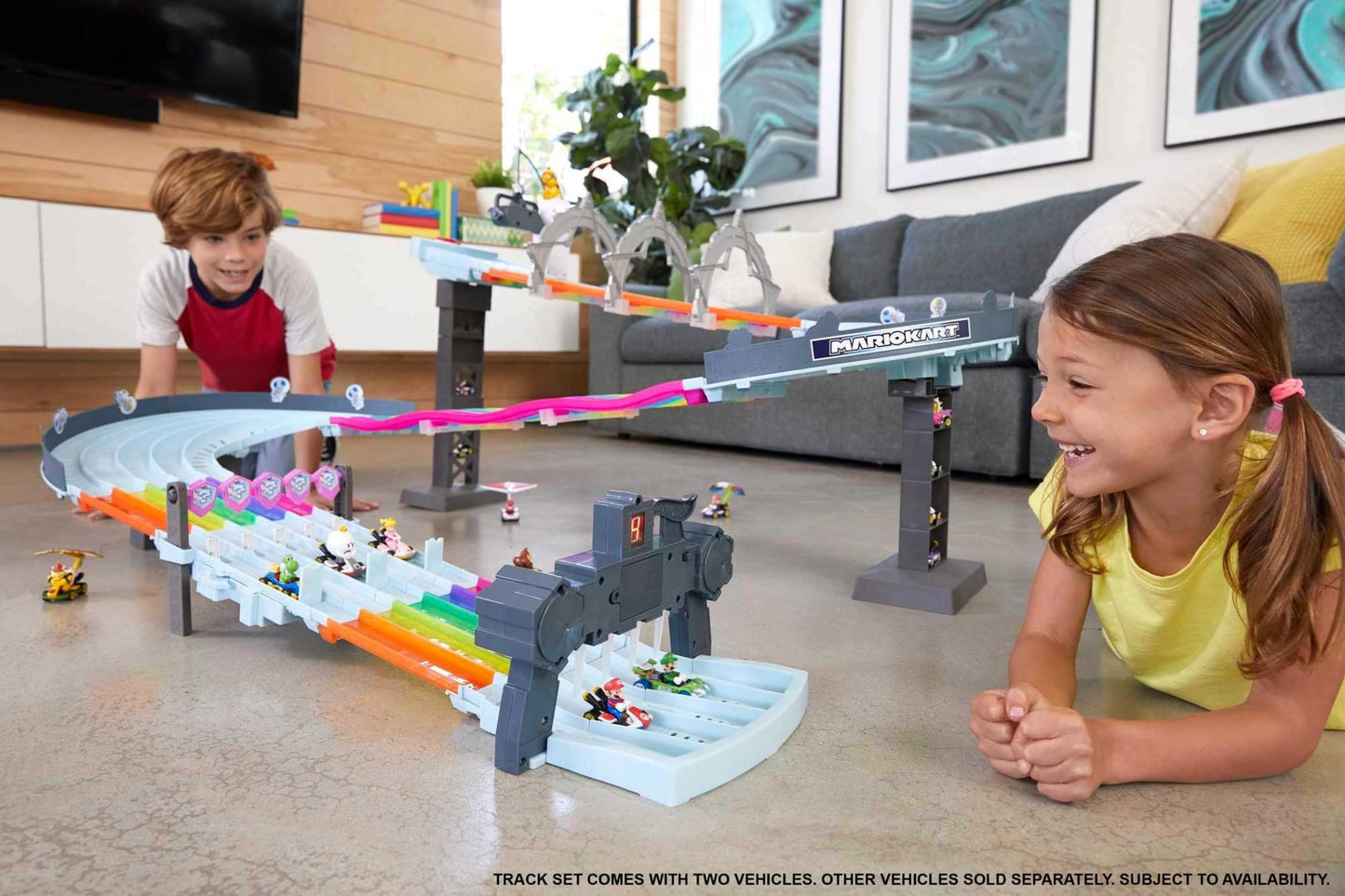 Hot Wheels Mario Kart Rainbow Road 8-Foot Track Set with Lights & Sounds, 2 1:64 Vehicles, 5-Color Course & 2 Configurations
