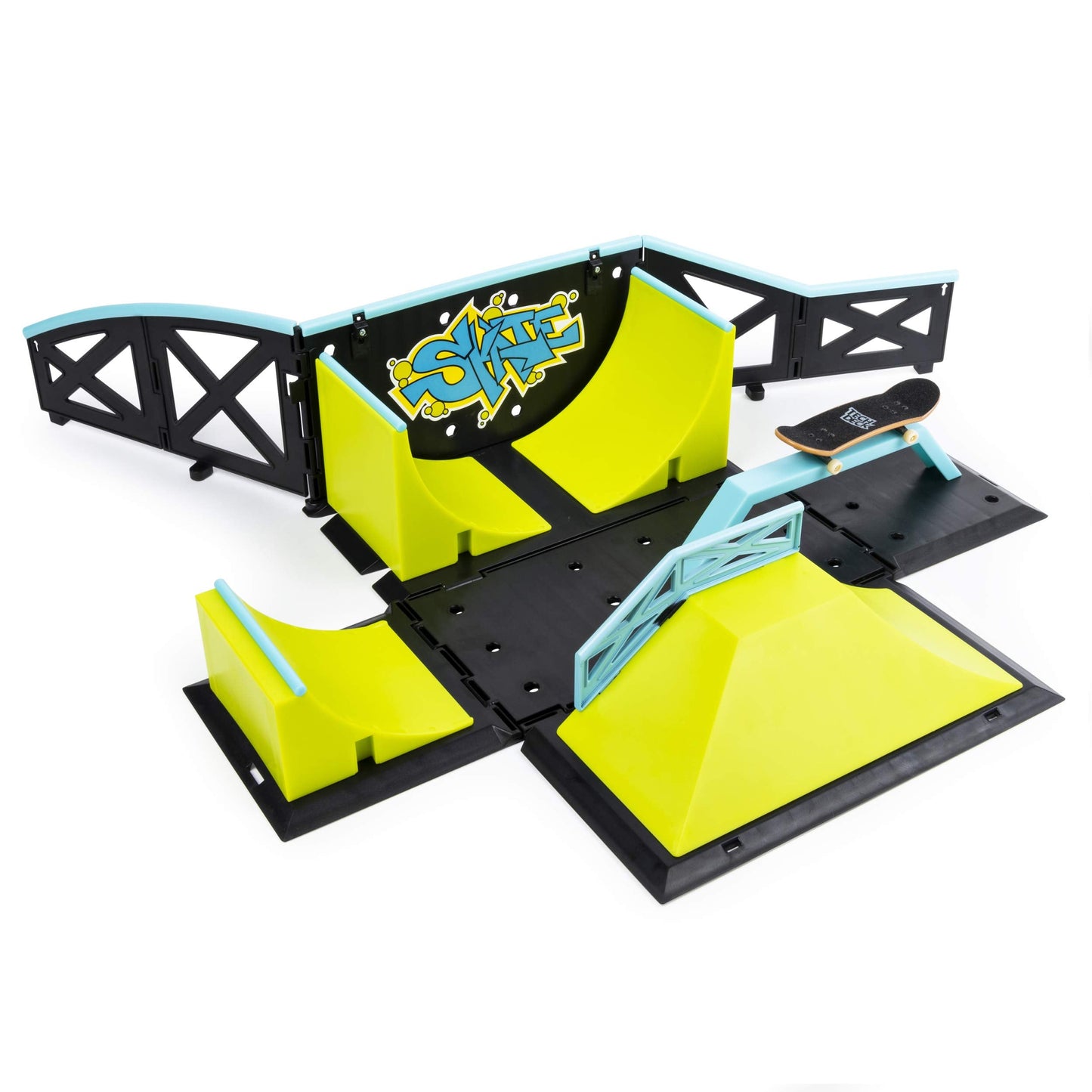 Tech Deck, Transforming SK8 Container Pro Modular Skatepark with Exclusive Fingerboard, Kids Toy for Ages 6 and Up (Styles May Vary)