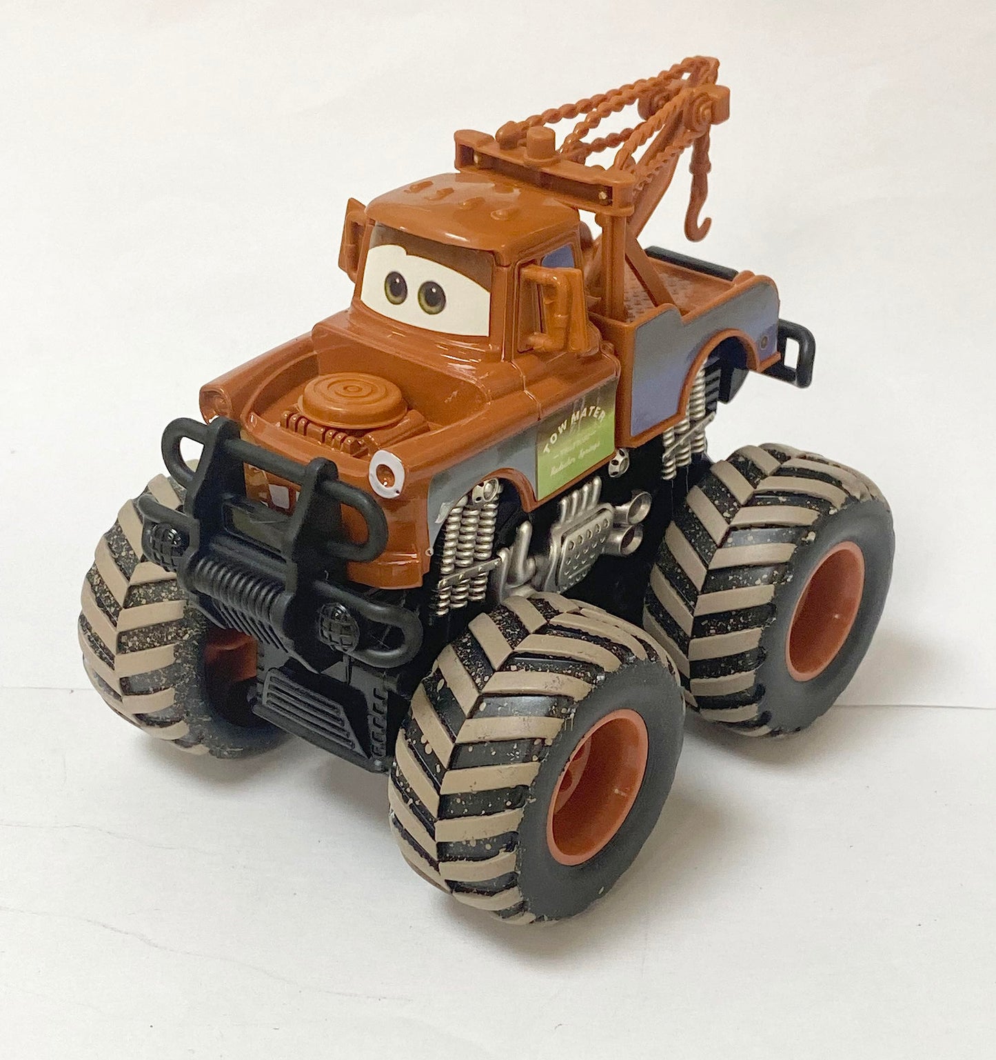 12 Styles Movie Cars 3 Black Storm Jackson Lightning McQueen Curz Mater Giant Wheels Cars 1:55 Diecast Vehicles Toys Set Children Car Toy (Mater)