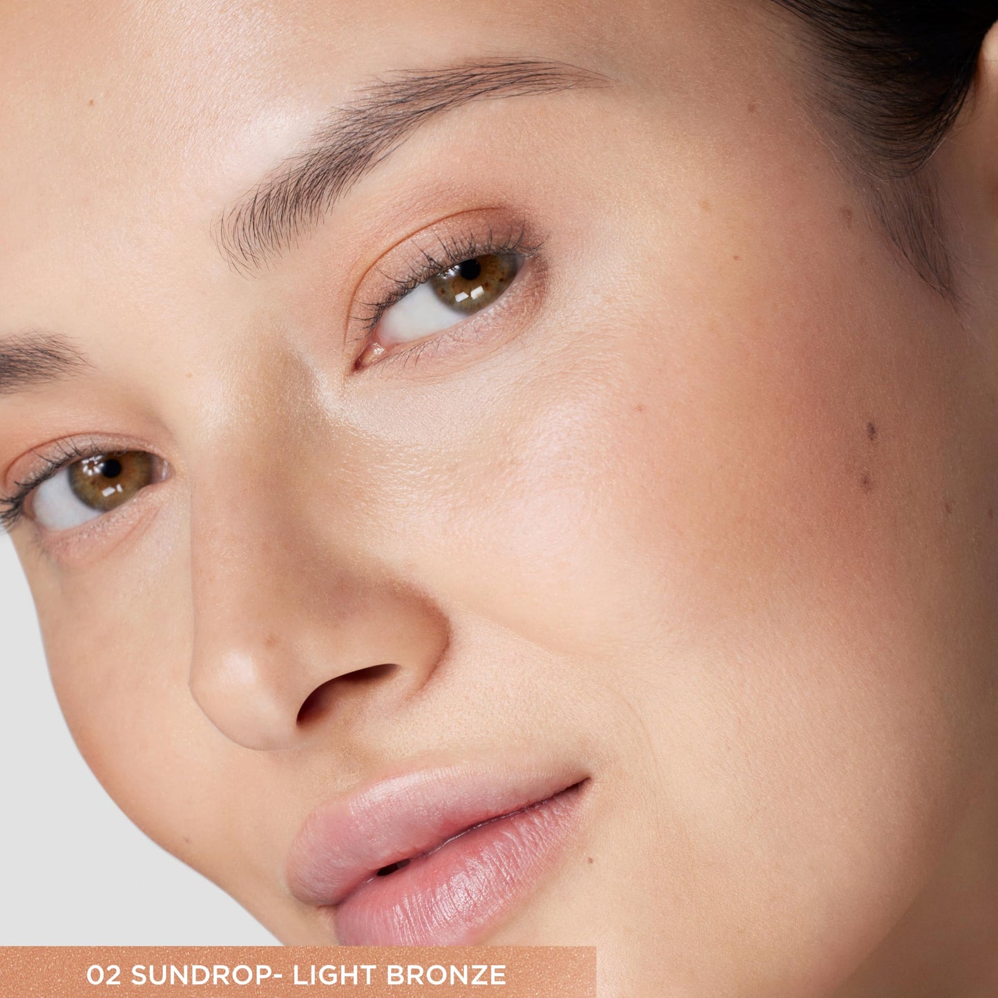 Laura Mercier Tinted Moisturizer Bronzer – Sheer, Buildable Cream, 12HR Hydrating Wear, Weightless, Non-Comedogenic, 6 Shades, Sundrop