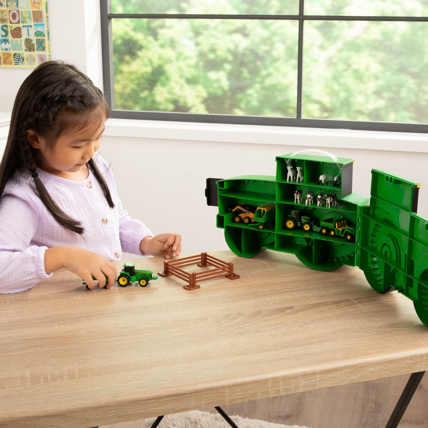 TOMY John Deere Tractor Toy Set with Portable Tractor Case, 18 Farm Vehicles, 10 Compartments, Preschool Farm Toys for Ages 3+