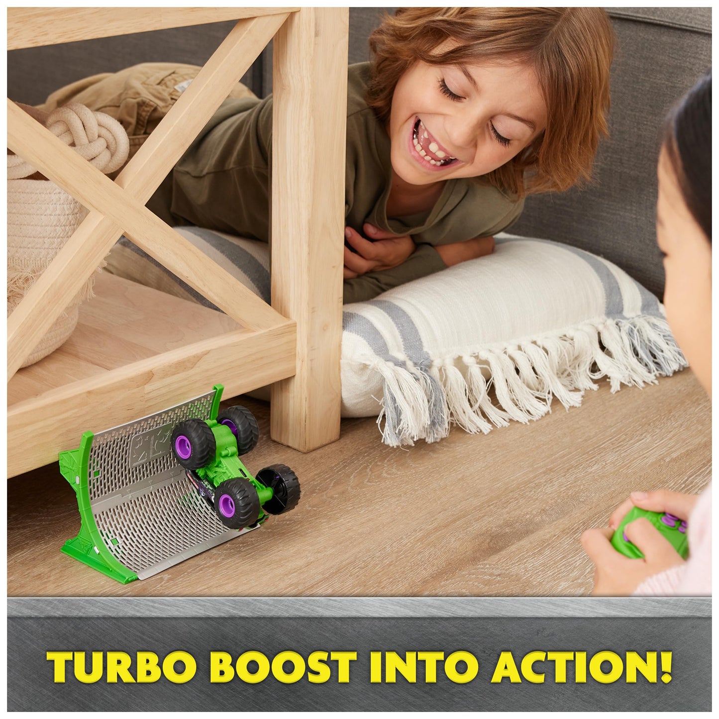 Monster Jam, Official Grave Digger Remote Control Monster Truck with Ramp, Small 1:64 Scale RC Cars Kids Toys for Boys and Girls Ages 3 4 5 6 and up