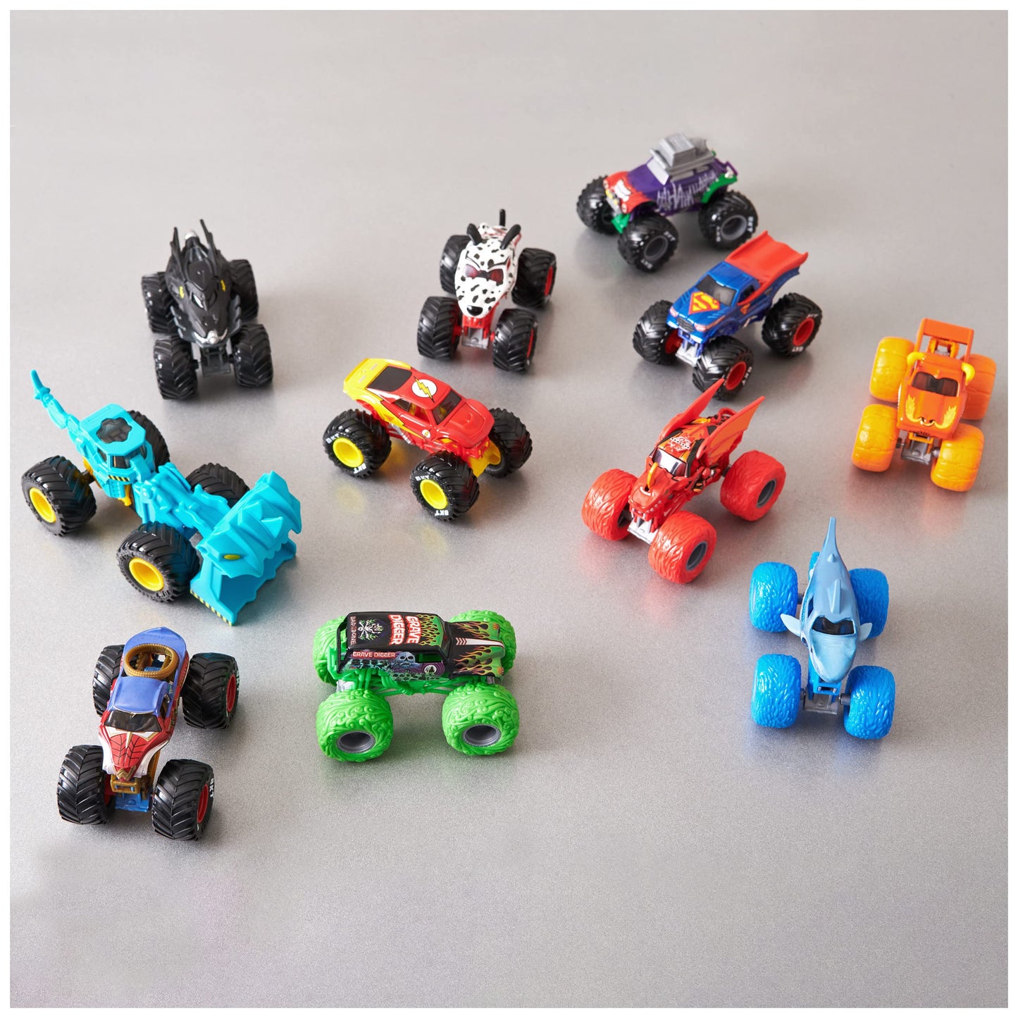 Monster Jam, Official Sparkle Smash Monster Truck, Die-Cast Vehicle, 1:64 Scale, Kids Toys for Boys Ages 3 and up