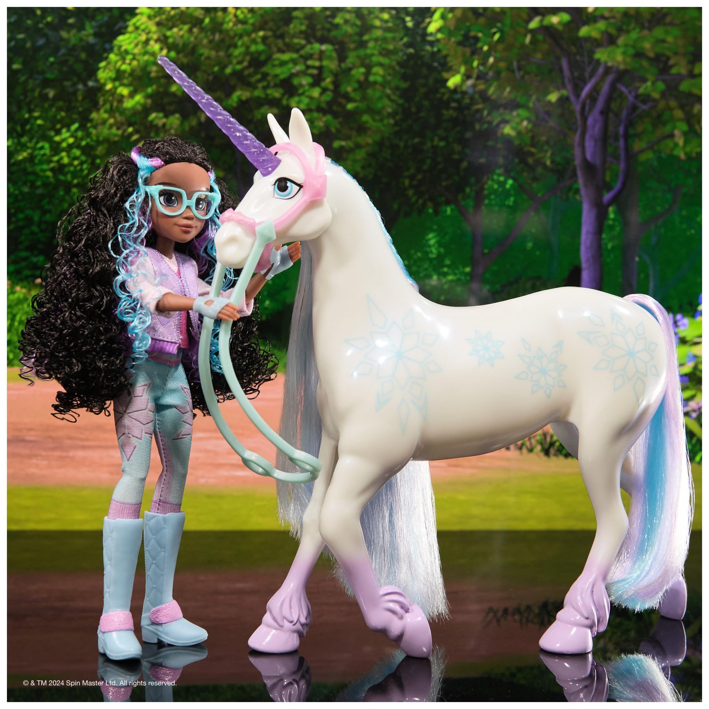 Unicorn Academy, Glacier with 2 Riding Accessories, 11”, Compatible with Layla, Dolls & Unicorn Toys for Girls Ages 4 and up