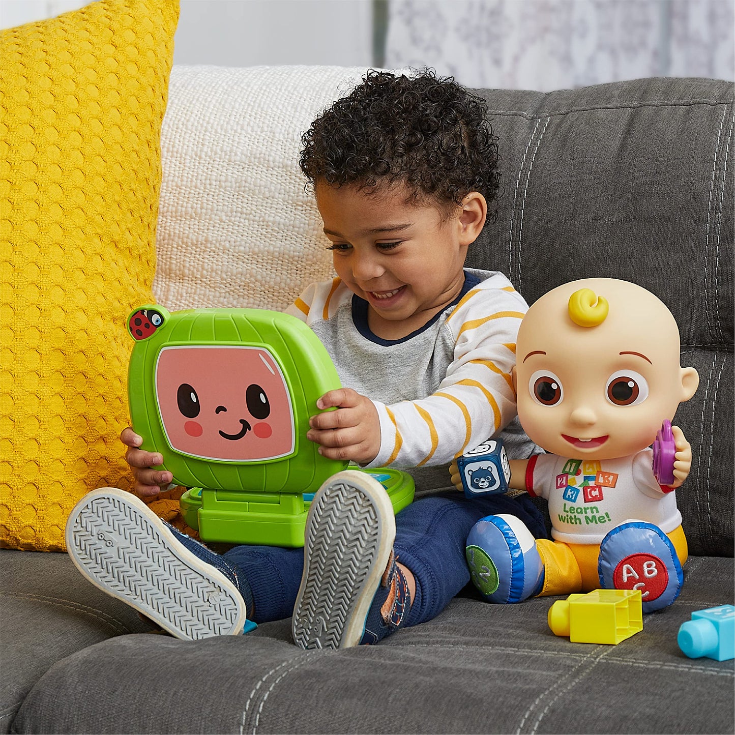 CoComelon Sing & Learn Laptop Toy for Kids 18+ Months – Lights, Sounds, Music, Letters, Numbers, Shapes & Animal Learning, Licensed