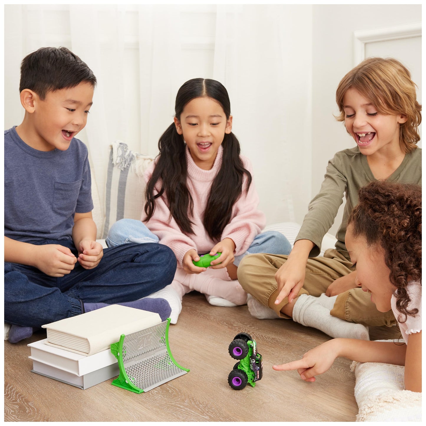 Monster Jam, Official Grave Digger Remote Control Monster Truck with Ramp, Small 1:64 Scale RC Cars Kids Toys for Boys and Girls Ages 3 4 5 6 and up