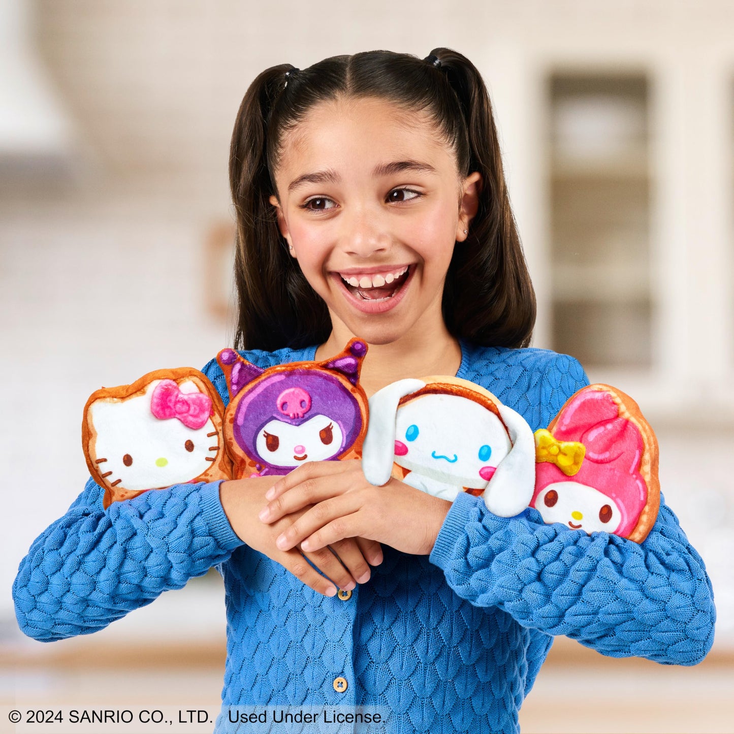 Cookeez Makery Hello Kitty and Friends Toasty Treatz Toaster | Squishy, Scented Plush Surprise | Pop-in-Bread, 6 Collectible Characters