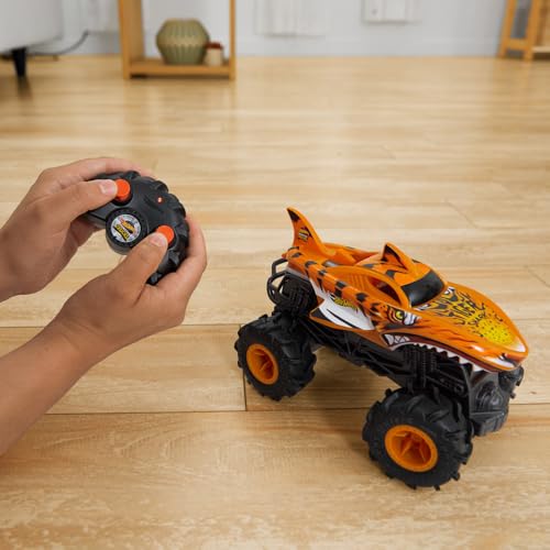 Hot Wheels Monster Trucks RC, 1:24 Scale Tiger Shark Vehicle, Oversized Remote-Control Toy Truck with Terrain Action Tires