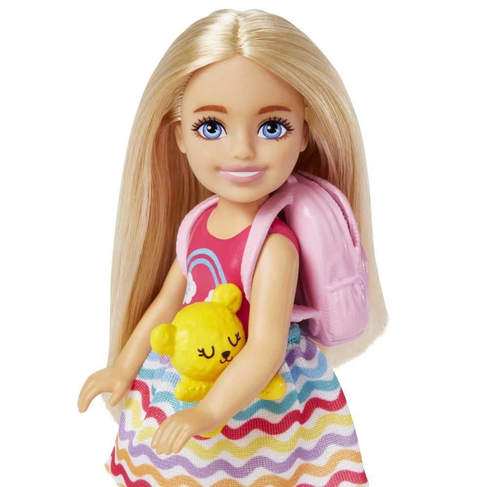Barbie Chelsea Small Doll & 6 Accessories, Travel Set with Puppy, Pet Carrier & Backpack that Opens & Closes, Blonde Hair