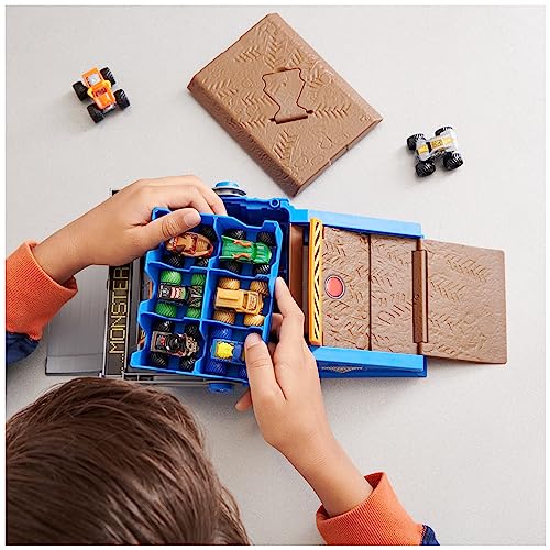 Monster Jam Mini Freestyle Flip Arena Playset and Storage with 2 Mini Trucks, Kids Toys for Boys and Girls Ages 3 and up