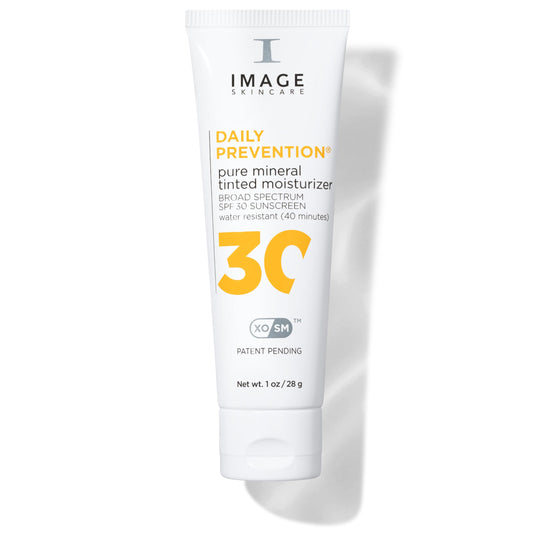 IMAGE Skincare DAILY PREVENTION Pure Mineral Tinted Moisturizer, SPF 30 Broad Spectrum Sunscreen, 1 Ounce Travel Size