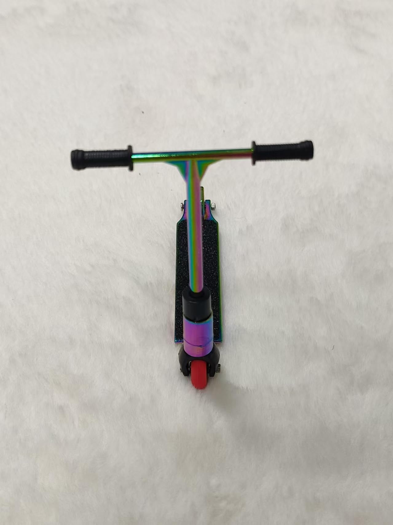 LEEFAI Metal Finger Scooter Alloy Pro Finger Stunt Scooter-Solid Metal fingerscooter (Rainbow)