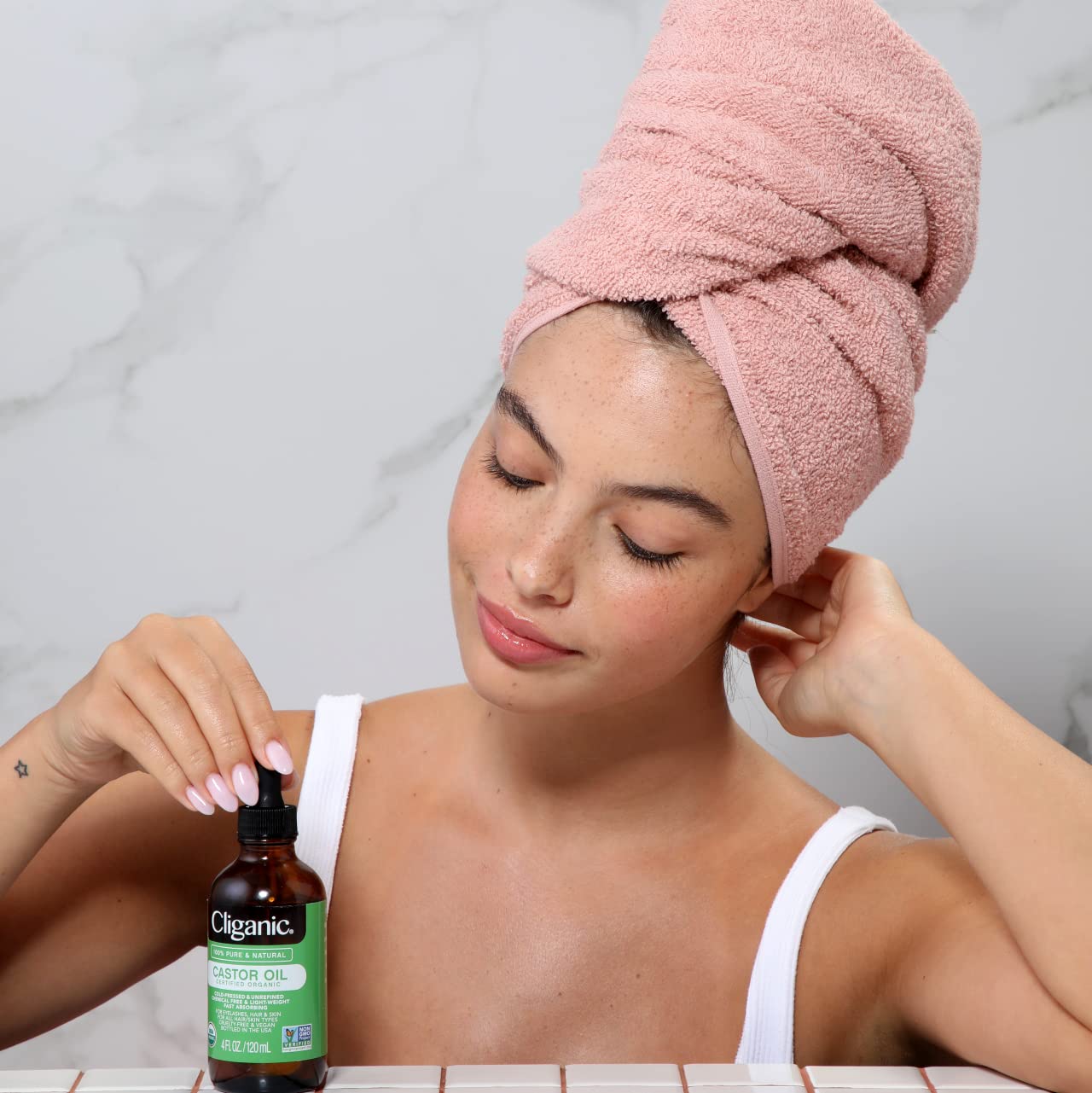 Cliganic Organic Castor Oil, 100% Pure (1oz Glass Bottle with Eyelash Kit) - For Eyelashes, Eyebrows, Hair & Skin