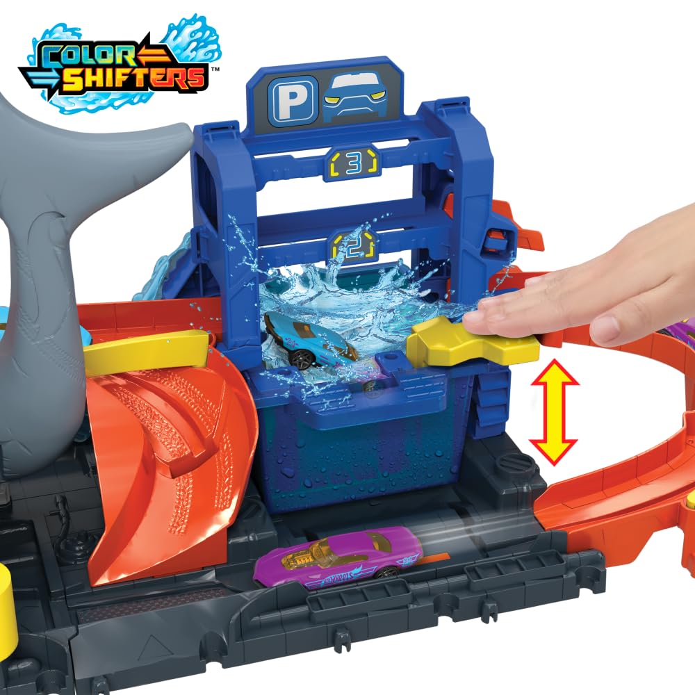 Hot Wheels City Track Set, Ultra Shark Car Wash with 1:64 Scale Color Reveal Toy Vehicle, Repeat Color-Change Feature, Storage