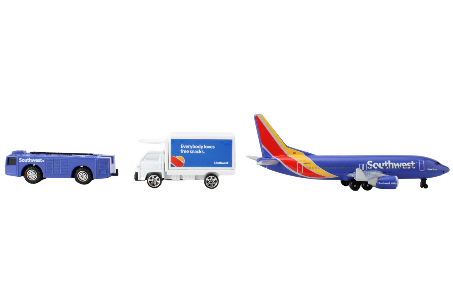 Daron Southwest Airlines Airport Playset with Die-Cast Metal Model Airplane with Plastic Parts, Cars and Transportation Toys for Kids Ages 3+