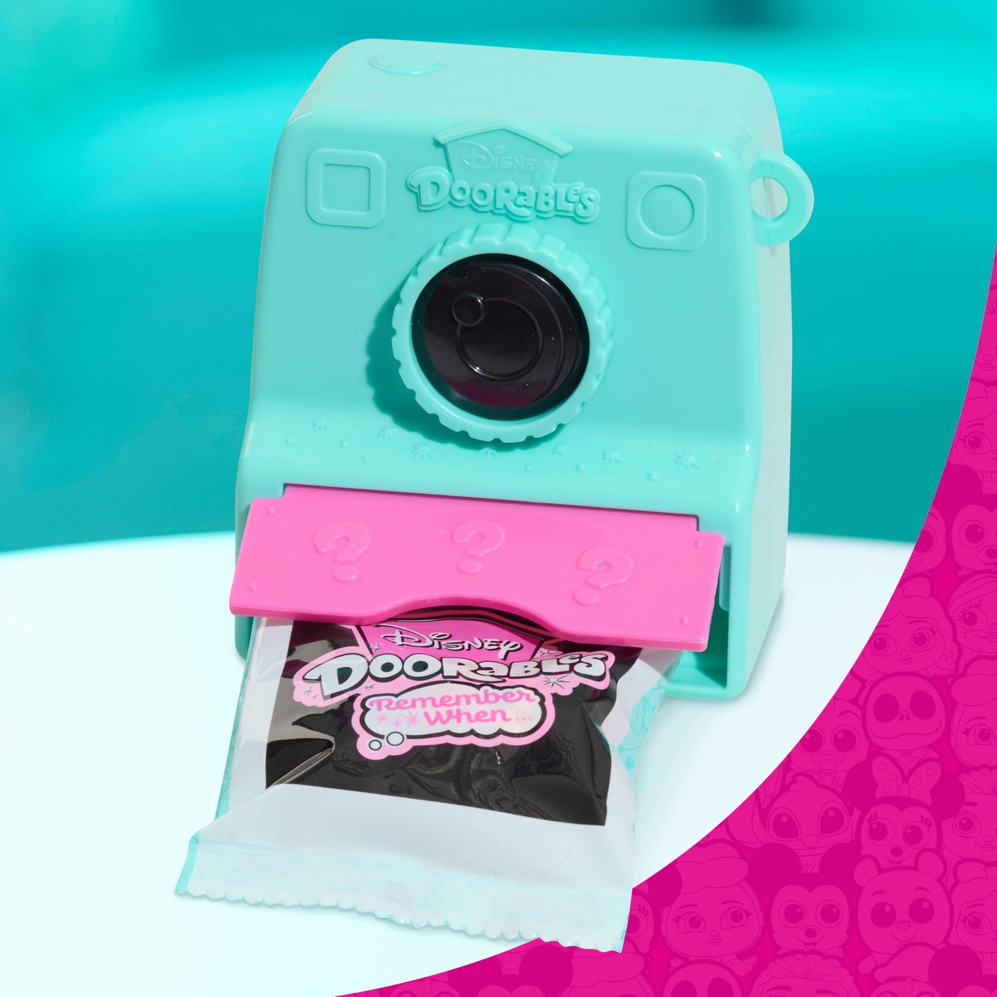 Just Play Disney Doorables Remember When Lil’ Moments Collection Peek, Collectible mini Toy Figurines, Kids Toys for Ages 5 Up