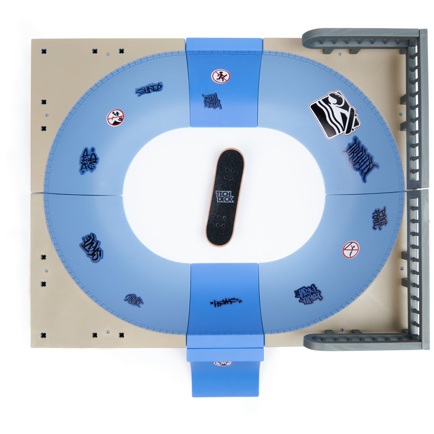 Tech Deck, Daewon Mega Bowl, X-Connect Park Creator, Customizable and Buildable Ramp Set with Exclusive Fingerboard, Kids Toy for Ages 6 and up