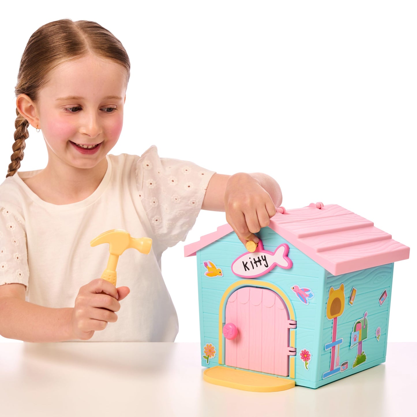 Little Live Pets My Kitty's Home Playset – Mystery Kitty Plush Reveal, Build & Decorate Pet Carrier, Cat House Toys for Kids 5+