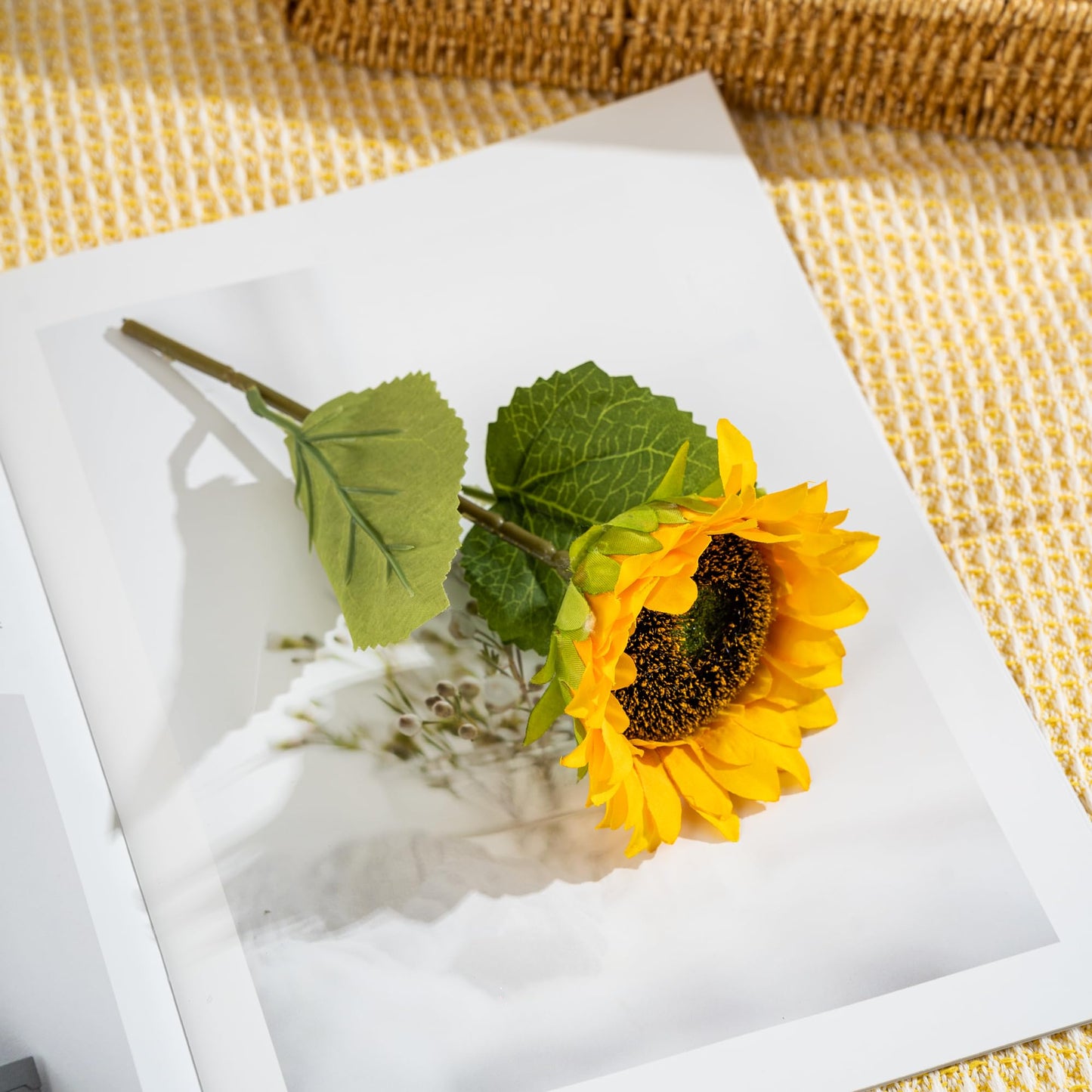 TOYIYAR Birthday Gift Box for Women – Sunshine & Sunflower Self-Care Set, Relaxation & Encouragement Package for Friends