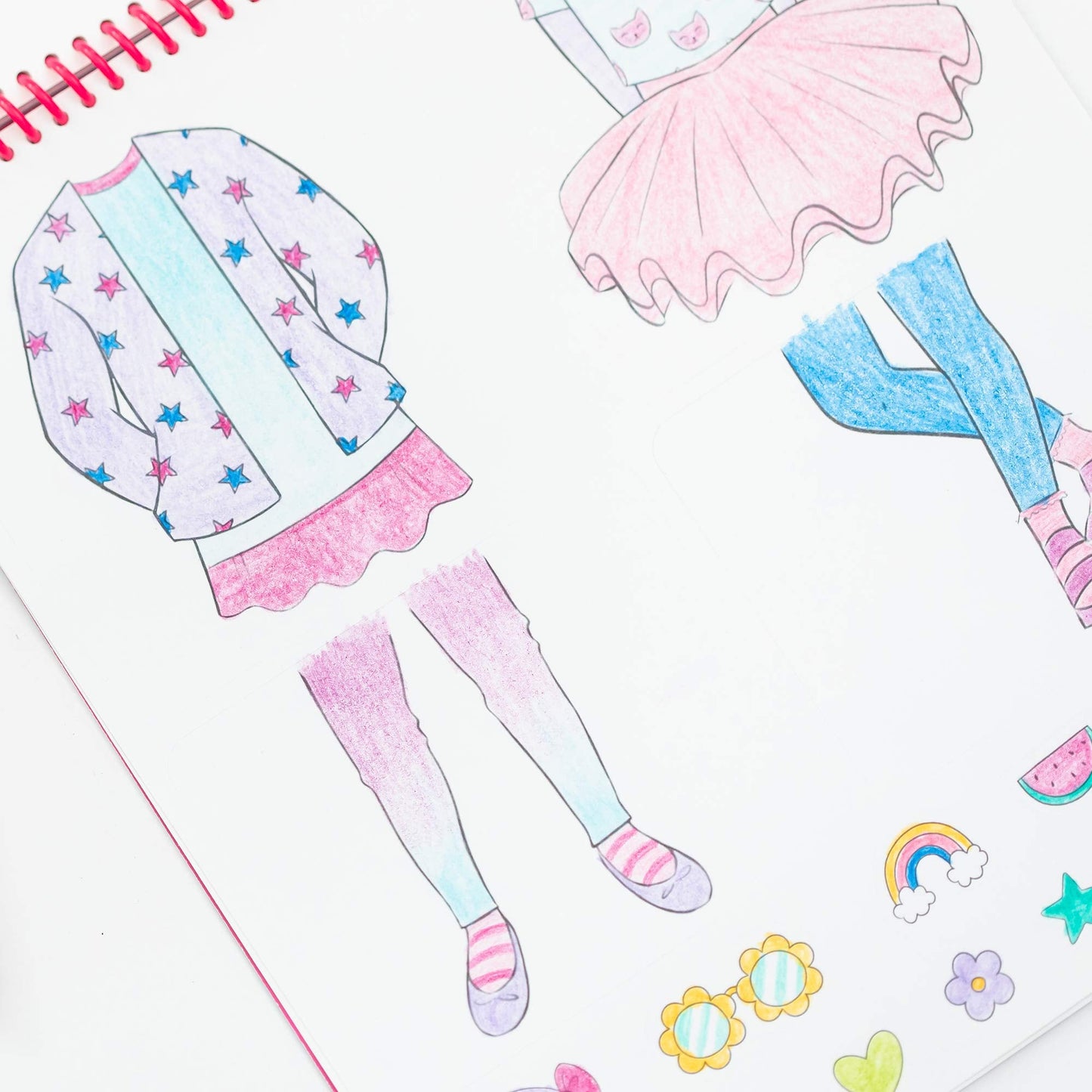 Educational Insights PaperCraft Fashion Parade, Paper Dolls, Fashion Boutique Toy, Ages 3+