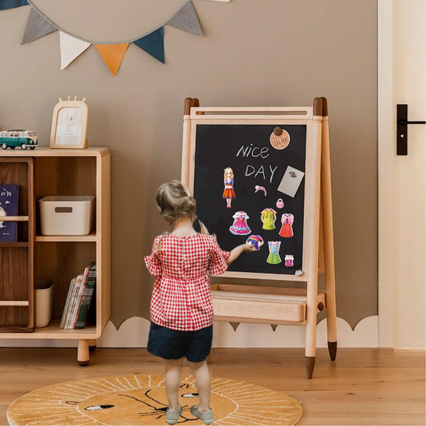 OSQI Magnetic Dress Up Dolls for Girls, 35-Piece Paper Doll Travel Playset with 3D Wardrobe Scene, Roleplay Game for Ages 4-7 (Amy)