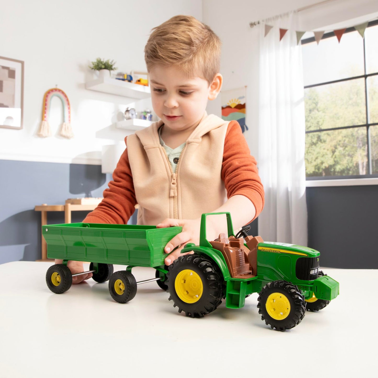 TOMY John Deere Kids Tractor Toy with Flarebox Wagon Set - 8 Inches - John Deere Tractor Toys for Kids - Toddler Toys Ages 3 and Up