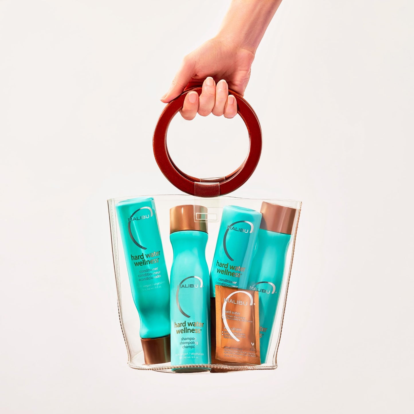 Malibu C Hard Water Wellness Remedy - Removes Deposits & Impurities - Contains Vitamin C for Shiny, Vibrant Results - Hard Water Treatment (3 Packets)