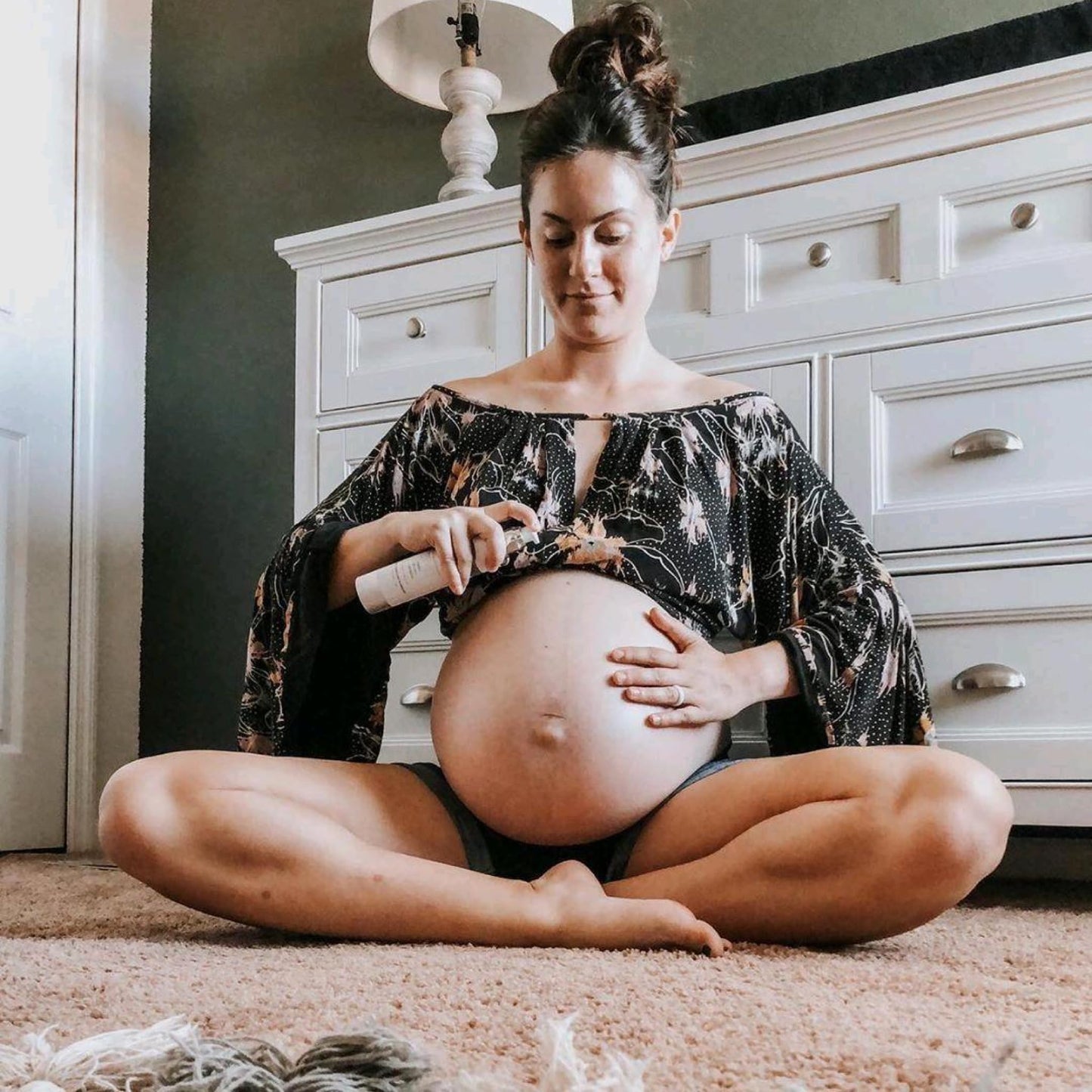 Belli Pregnancy Stretch Mark Belly Oil – 3.8 oz Maternity Skin Care with Vitamin E for Healthy, Hydrated Skin & Scar Protection – OB-GYN & Dermatologist Recommended