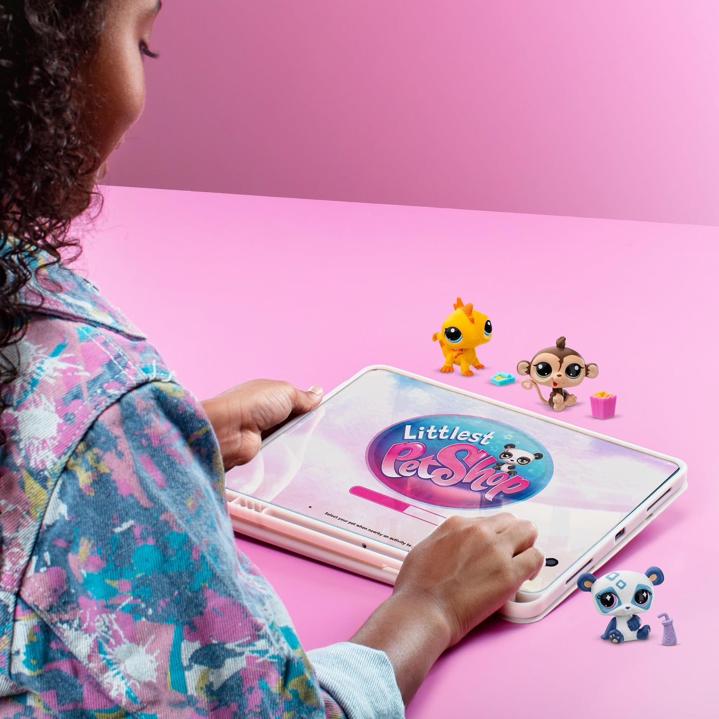 Littlest Pet Shop Winter Besties Collector Set – LPS Gen 7 Mystery Figures, Surprise Collectible Toy for Kids, Girls & Boys 4+