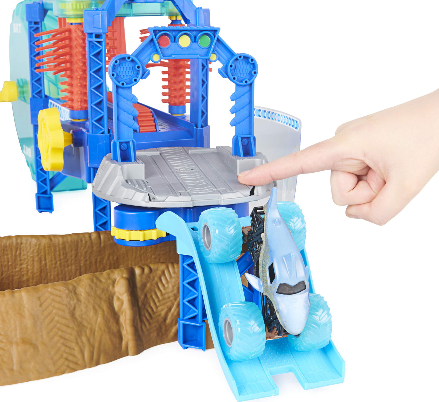 Monster Jam, Megalodon Monster Wash, Includes Color-Changing Truck, Interactive Water Play Kids Toys for Aged 3 and Up